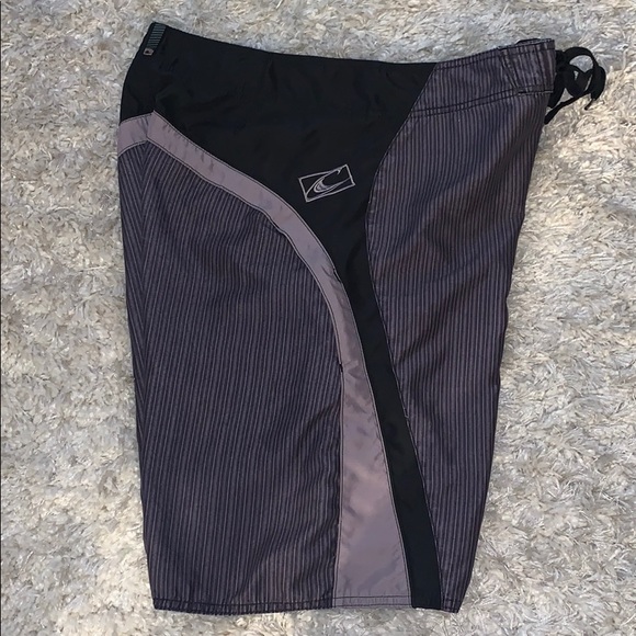O’Neill Board Shorts - Picture 3 of 5
